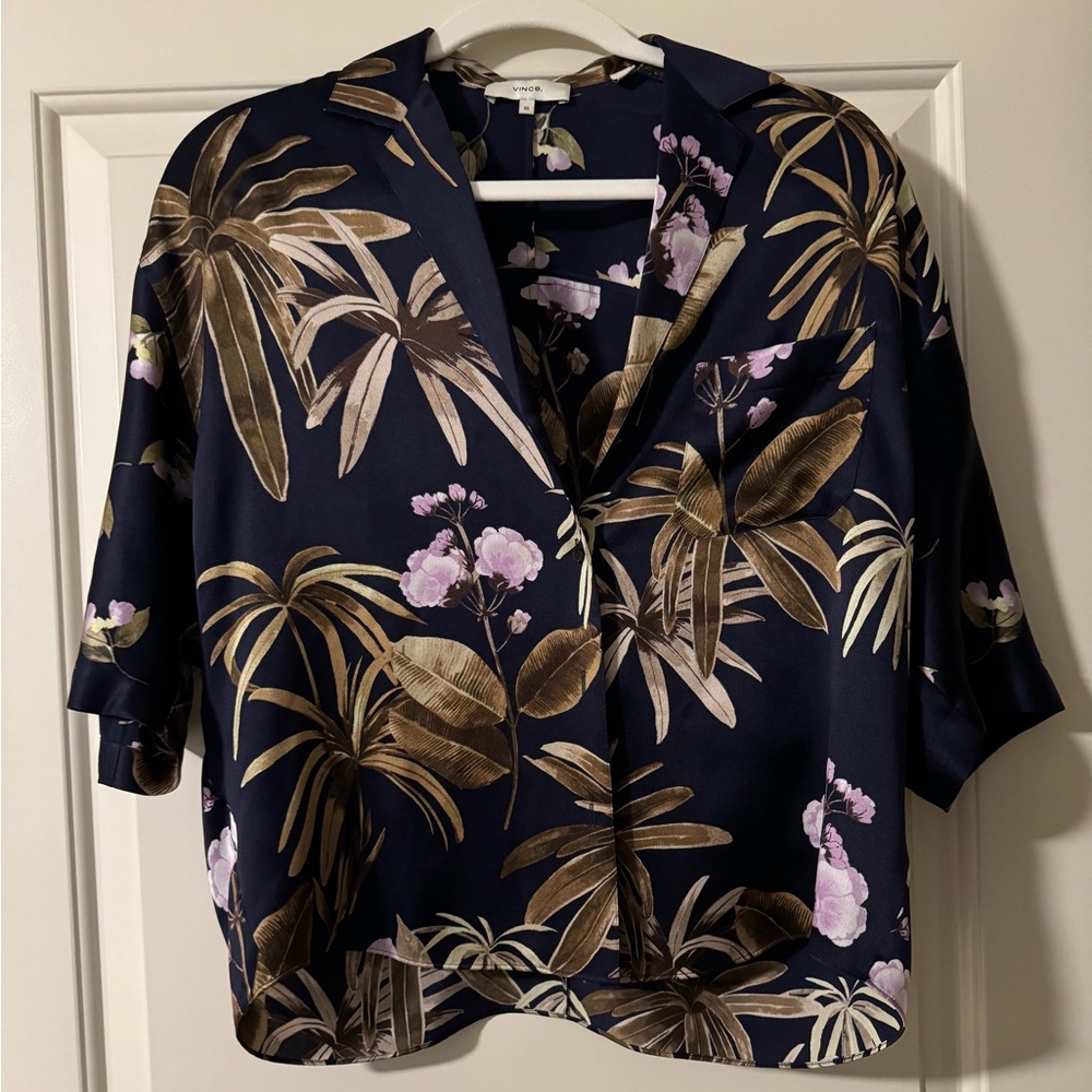 Vince 100% silk short sleeve top - camp collar button down